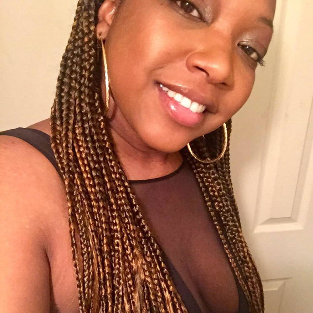 Meet your Posher, Deanna